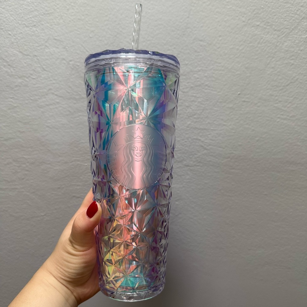 NEW Starbucks 2023 Holiday Iridescent Winter White Tumbler - Venti